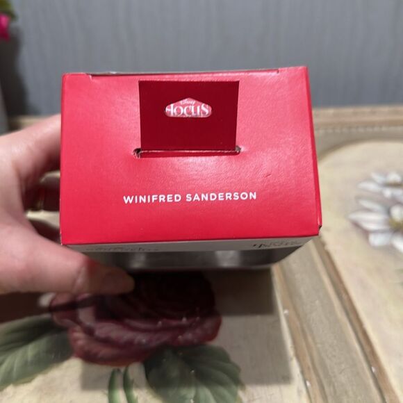 Hallmark Disney Hocus Pocus Winifred Sanderson Ornament Witch New in Box - Picture 5 of 12